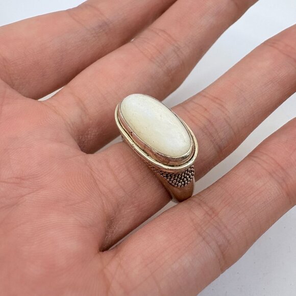 VTG Sterling Silver 925 Mother of Pearl Bezel Set Statement Ring Size 6.75 - Picture 6 of 8